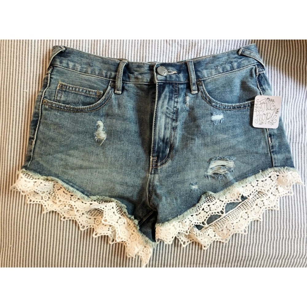 NWT Free People Lacey Denim Cutoff Shorts 25 - Picture 2 of 5